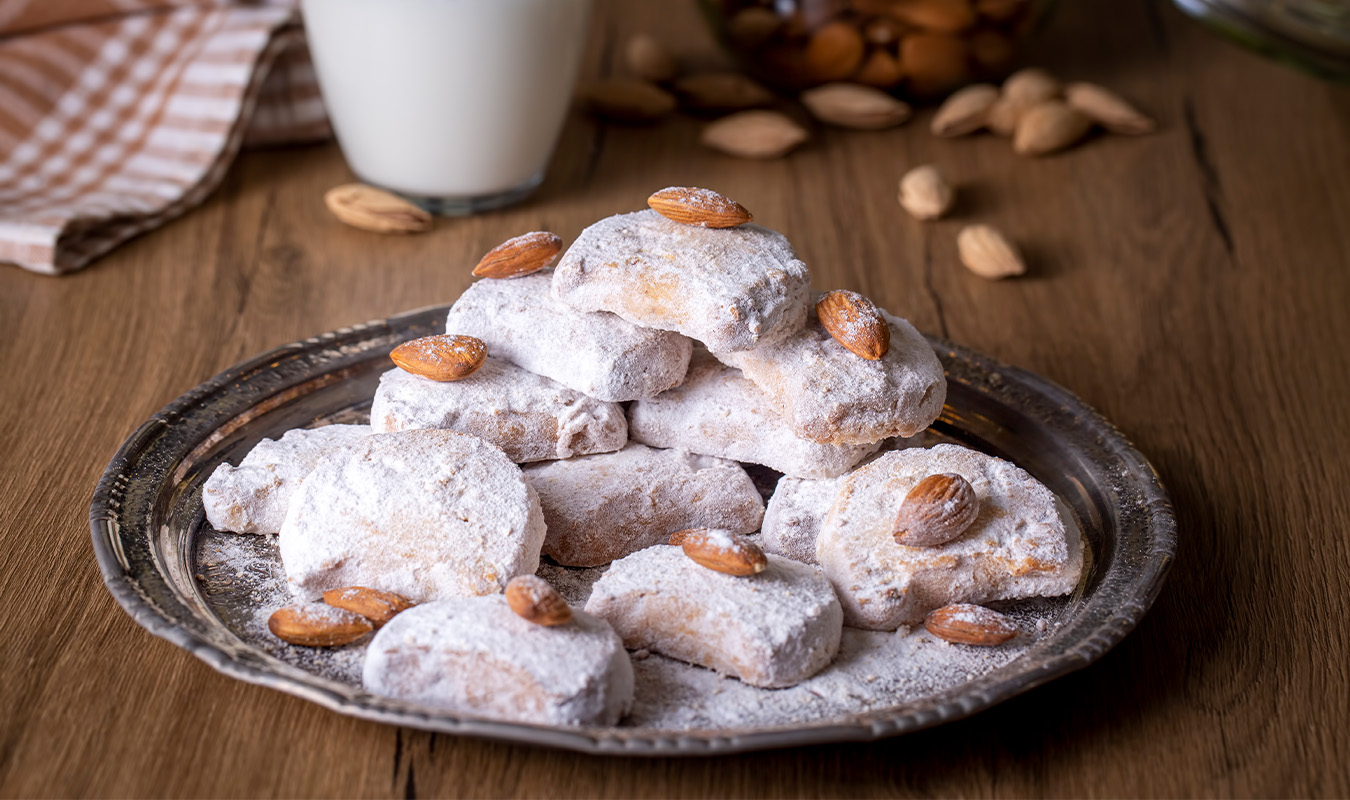 Kavala Kurabiyesinin Dağılan Dokusu Nereden Gelir?